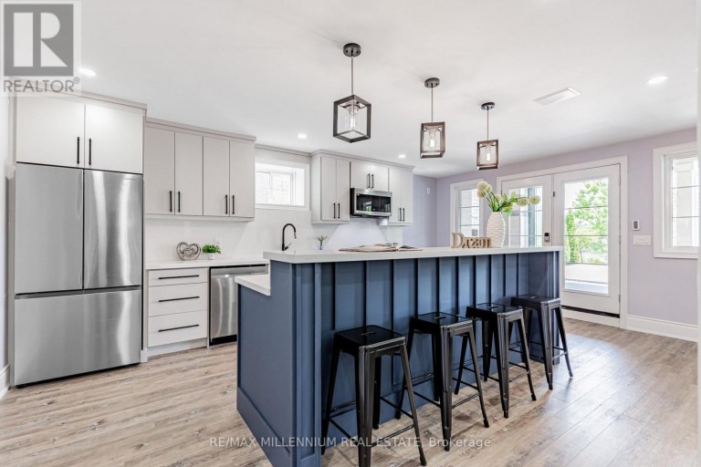 175 WOODGATE PINES DRIVE, Vaughan (Kleinburg), Ontario, L4H4K5