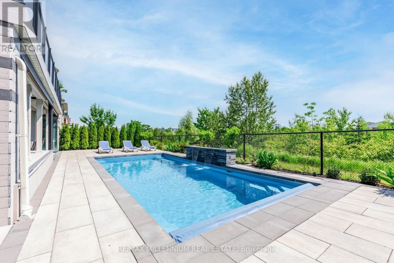 175 WOODGATE PINES DRIVE, Vaughan (Kleinburg), Ontario, L4H4K5