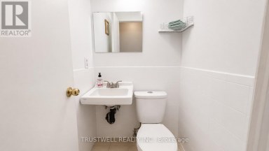 APT A - 122 ATLANTIC AVENUE Toronto (South Parkdale) Ontario photo 7