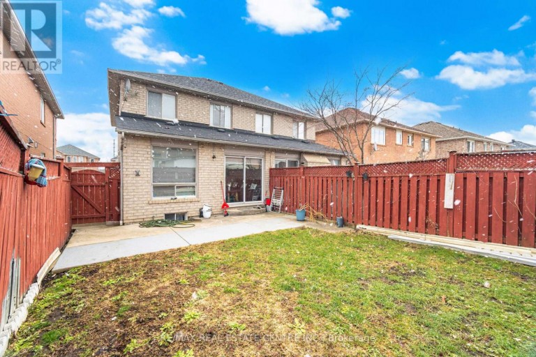 28 MOUNT FUJI CRESCENT, Brampton (Sandringham-Wellington), Ontario, L6R2L3