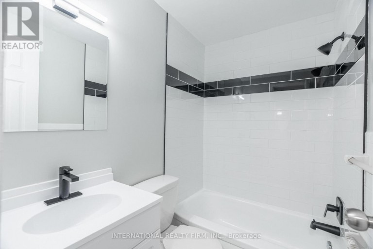 1 - 24 BROOKSIDE STREET N, London South (South F), Ontario, N5Z3J3