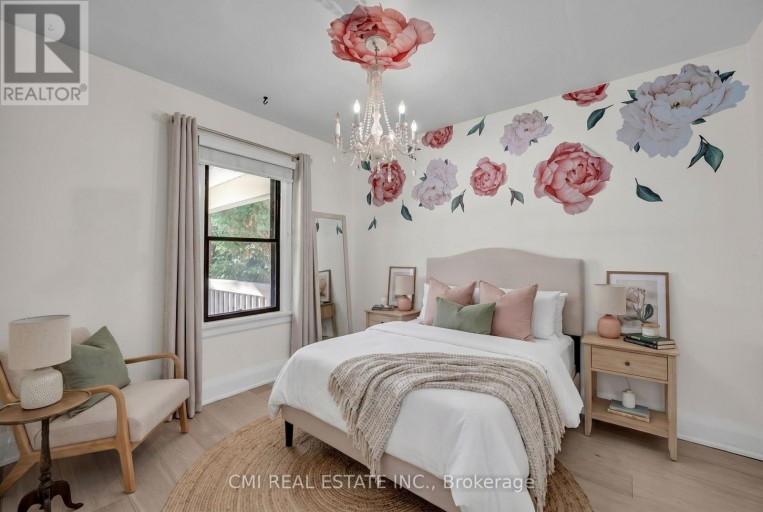 153 CLARENCE STREET, Vaughan (West Woodbridge), Ontario, L4L1L4