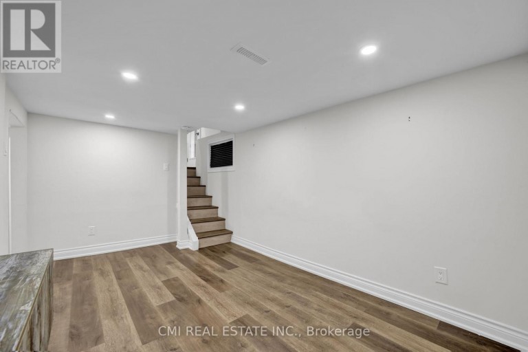 153 CLARENCE STREET, Vaughan (West Woodbridge), Ontario, L4L1L4