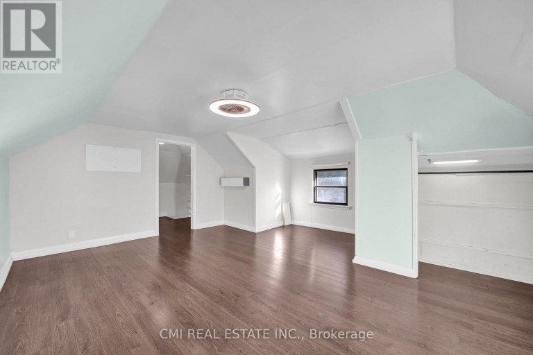 153 CLARENCE STREET, Vaughan (West Woodbridge), Ontario, L4L1L4