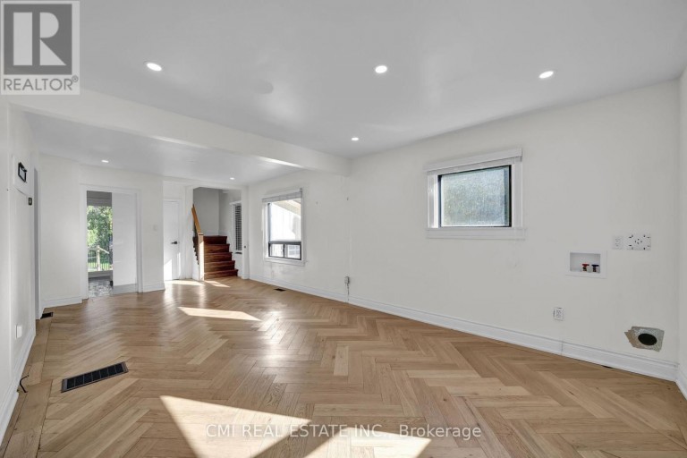 153 CLARENCE STREET, Vaughan (West Woodbridge), Ontario, L4L1L4