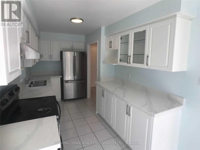 5252 BUSHELGROVE CIRCLE, Mississauga (Central Erin Mills), Ontario, L5M6C5