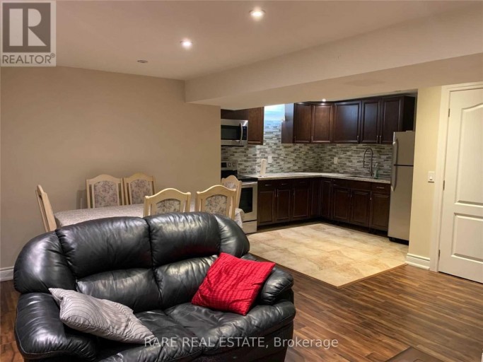 LOWER - 1671 MAJOR OAKS ROAD, Pickering (Brock Ridge), Ontario, L1X1Z1
