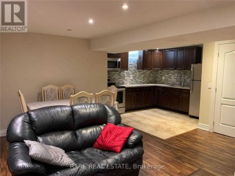 LOWER - 1671 MAJOR OAKS ROAD Pickering (Brock Ridge) Ontario photo 2