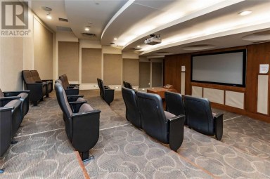1204 - 3880 DUKE OF YORK BOULEVARD Mississauga (City Centre) Ontario photo 11