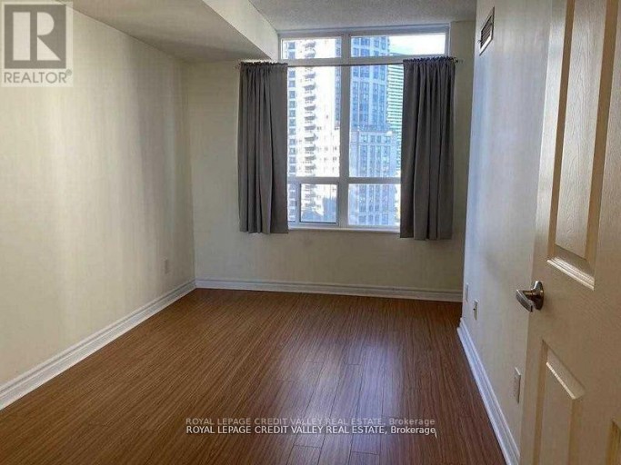 1204 - 3880 DUKE OF YORK BOULEVARD, Mississauga (City Centre), Ontario, L5B4M7