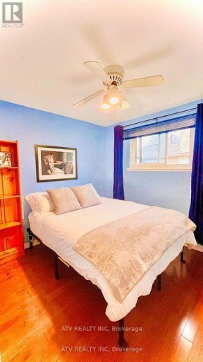 696 BALATON AVENUE, Pickering (Bay Ridges), Ontario, L1W1W1