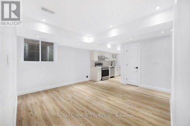 BSMT - 2447 MOONLIGHT CRESCENT Pickering Ontario photo 5