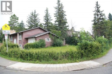 7331 Keewatin Street SW Calgary Alberta photo 6