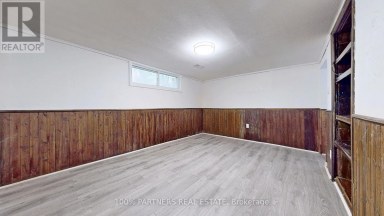 BACK - 177 MAPLE AVENUE Richmond Hill (Harding) Ontario photo 6