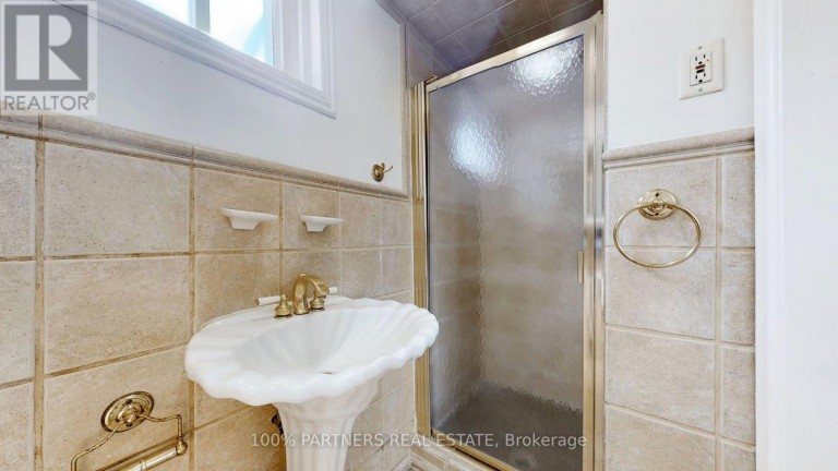 BACK - 177 MAPLE AVENUE, Richmond Hill (Harding), Ontario, L4C2J2