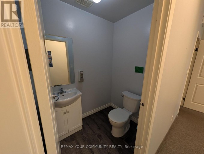 358 MAIN STREET W, Hamilton (Strathcona), Ontario, L8P1K2