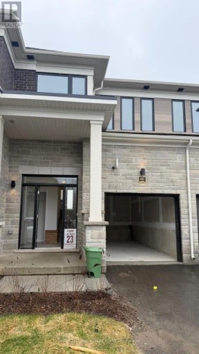 68 HICKEY LANE, Kawartha Lakes (Lindsay), Ontario, K9V0T2
