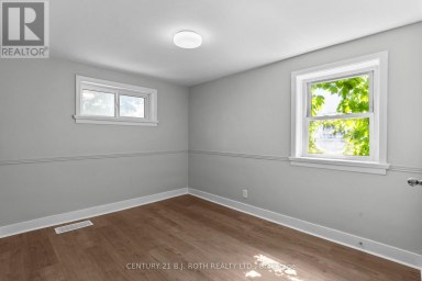 323 CRAWFORD STREET Orillia Ontario photo 10