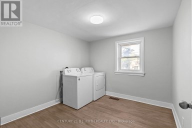 323 CRAWFORD STREET Orillia Ontario photo 11
