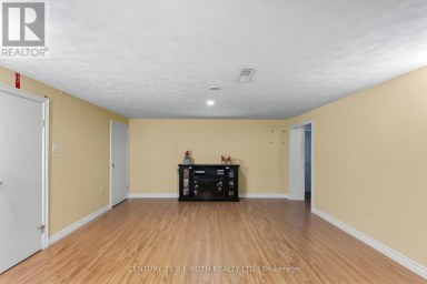 323 CRAWFORD STREET Orillia Ontario photo 18