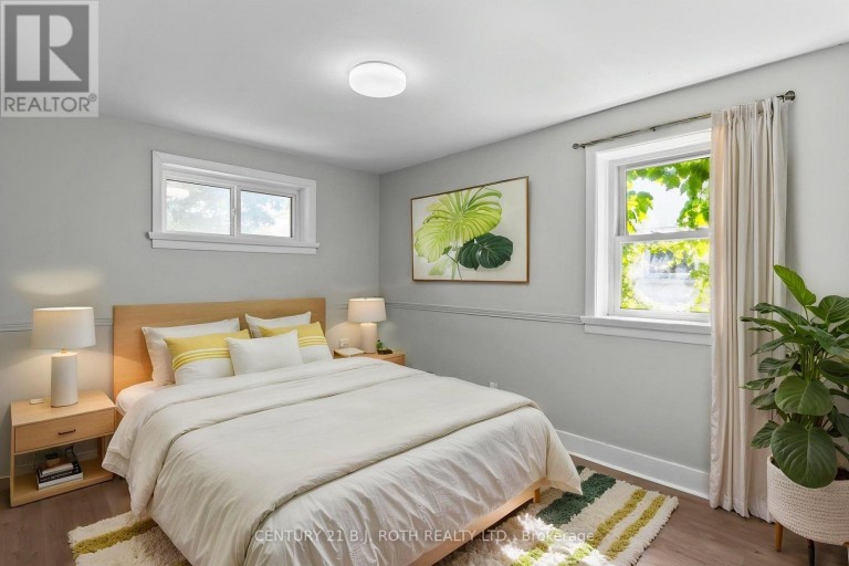 323 CRAWFORD STREET, Orillia, Ontario, L3V1K2