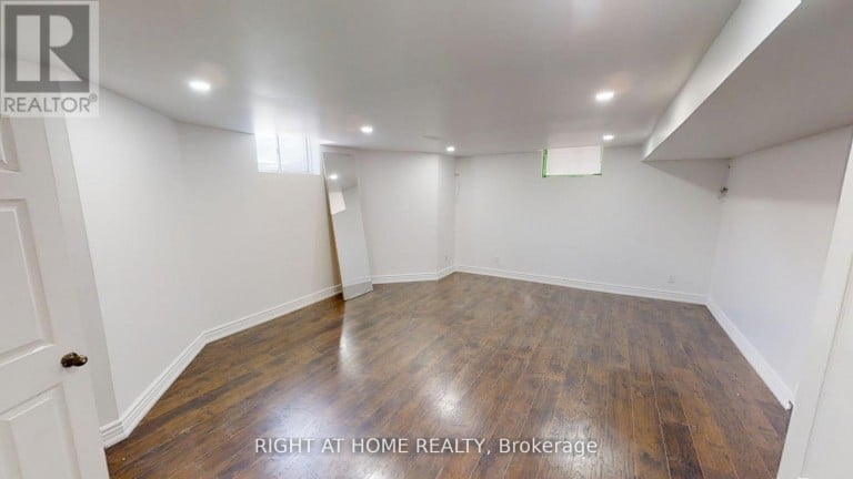 (LOWER) 31 NORTHGATE CRESCENT E, Richmond Hill (Bayview Hill), Ontario, L4B2K8