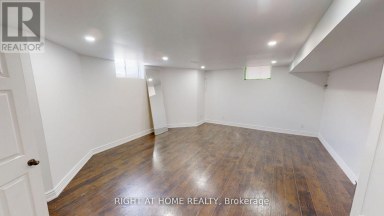 (LOWER) 31 NORTHGATE CRESCENT E Richmond Hill (Bayview Hill) Ontario photo 6
