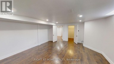 (LOWER) 31 NORTHGATE CRESCENT E Richmond Hill (Bayview Hill) Ontario photo 7