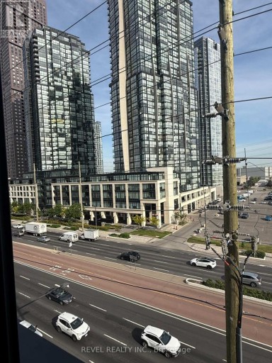 516 - 5 MEADOWDALE RD AVENUE N, Vaughan (Vaughan Corporate Centre), Ontario, L4K0C7