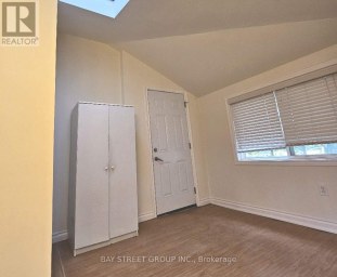 N-SIDE - 36 GRANDVIEW AVENUE Markham (Grandview) Ontario photo 3