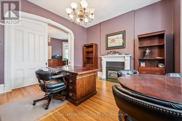 143 NORFOLK STREET, Guelph (Downtown), Ontario, N1H4J7