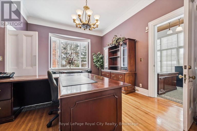 143 NORFOLK STREET, Guelph (Downtown), Ontario, N1H4J7