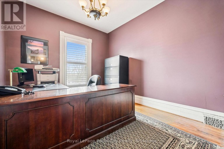 143 NORFOLK STREET, Guelph (Downtown), Ontario, N1H4J7
