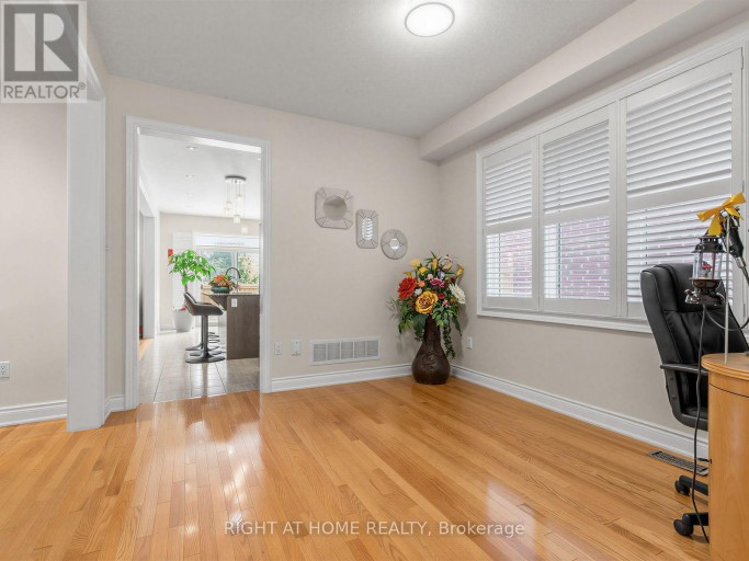 99 RICHLER AVENUE, Vaughan (Kleinburg), Ontario, L4H3Y6