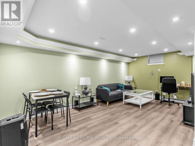 99 RICHLER AVENUE, Vaughan (Kleinburg), Ontario, L4H3Y6