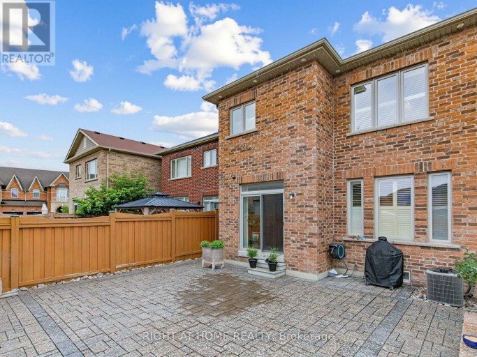 99 RICHLER AVENUE, Vaughan (Kleinburg), Ontario, L4H3Y6