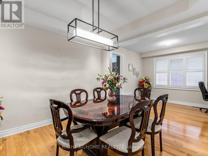 99 RICHLER AVENUE, Vaughan (Kleinburg), Ontario, L4H3Y6