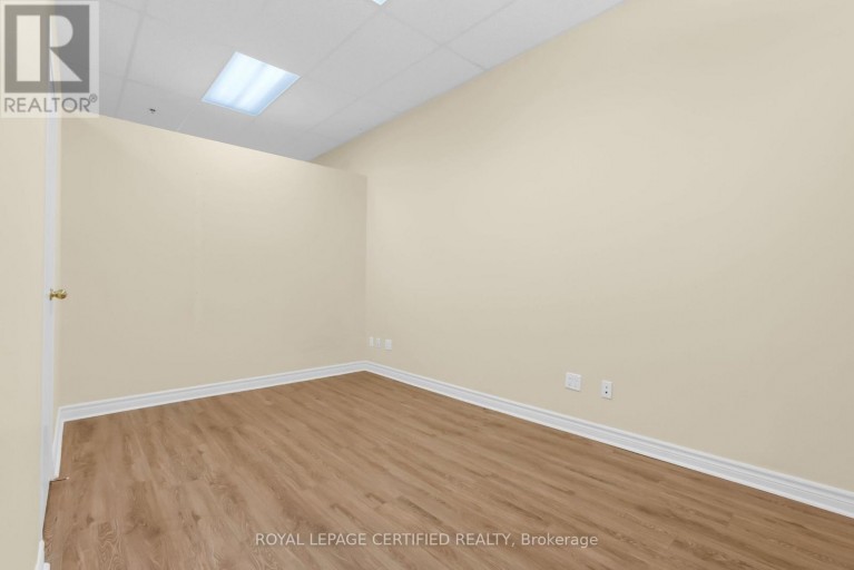 G16 - 3024 HURONTARIO STREET, Mississauga (Cooksville), Ontario, L5B4M4