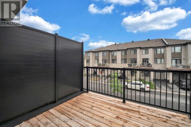 57 PLACETTE STITCH MEWS Ottawa Ontario photo 17