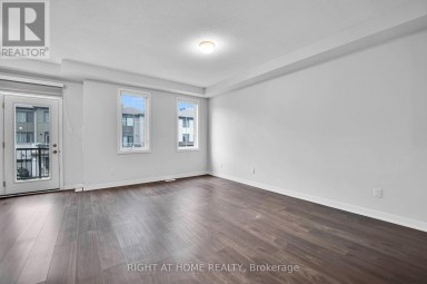 57 PLACETTE STITCH MEWS Ottawa Ontario photo 22