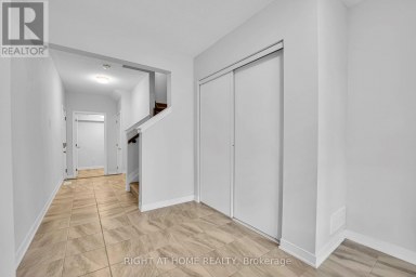 57 PLACETTE STITCH MEWS Ottawa Ontario photo 23