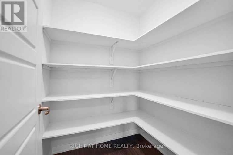 57 PLACETTE STITCH MEWS, Ottawa, Ontario, K0A2Z0