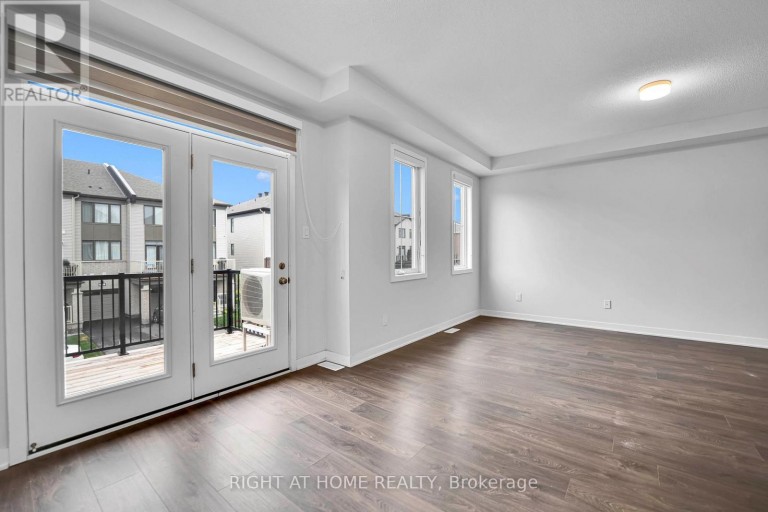 57 PLACETTE STITCH MEWS, Ottawa, Ontario, K0A2Z0