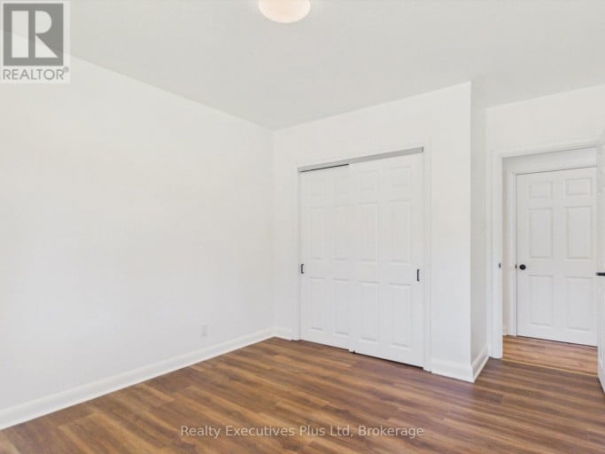29 QUEEN STREET, Sundridge, Ontario, P0A1Z0