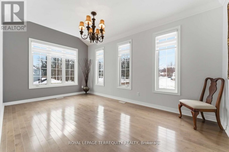 10 CULHAM TRAIL, Wasaga Beach, Ontario, L9Z0C6