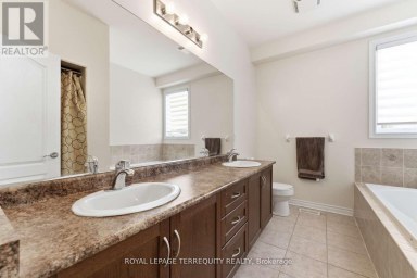 10 CULHAM TRAIL Wasaga Beach Ontario photo 26