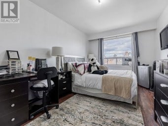 6 CARRINGTON AVENUE Toronto (Caledonia-Fairbank) Ontario photo 23