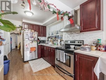 6 CARRINGTON AVENUE Toronto (Caledonia-Fairbank) Ontario photo 5