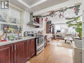 6 CARRINGTON AVENUE Toronto (Caledonia-Fairbank) Ontario photo 6