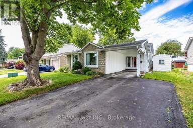 22 DEERPARK CRESCENT Clarington (Bowmanville) Ontario photo 2